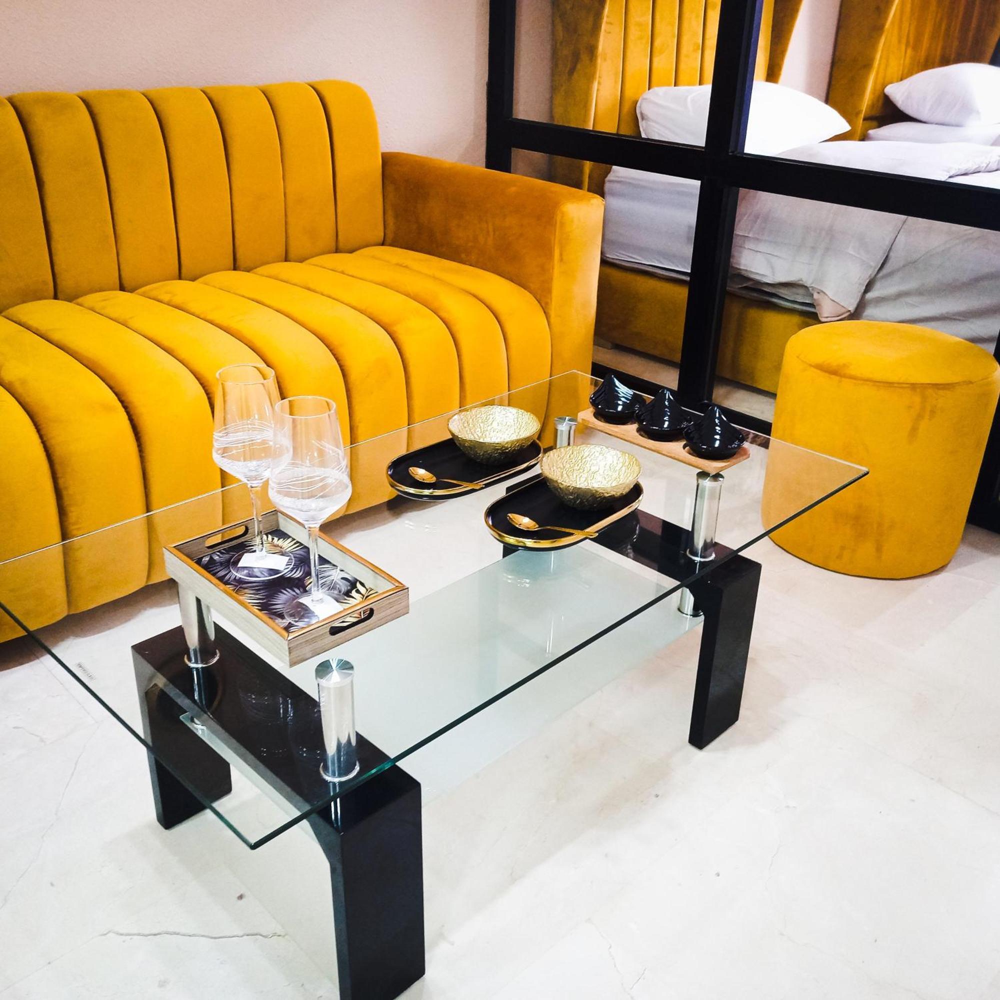 Nouveau Appartement Au Plein Centre Ville En Face Hilton & La Gare De Train Tgv M2 Tangier Exterior photo